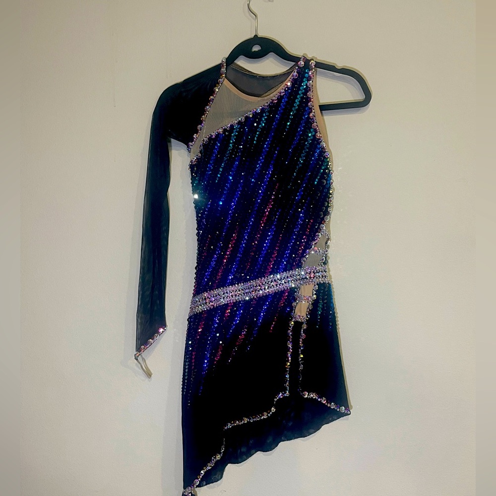 Figure skating color stream dress